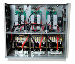 Inversor de Turbina Eólica Trifásico de Onda Sinusoidal Pura de 48V 10KW con Certificación CE y ROSH - Product Image 5