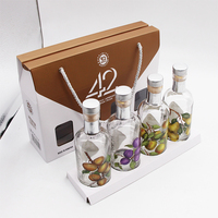 Impression de logo personnalisé Motif personnalisé Carton d'emballage en papier ondulé Boîte cadeau 4 bouteilles de vin rouge liqueur avec poignée