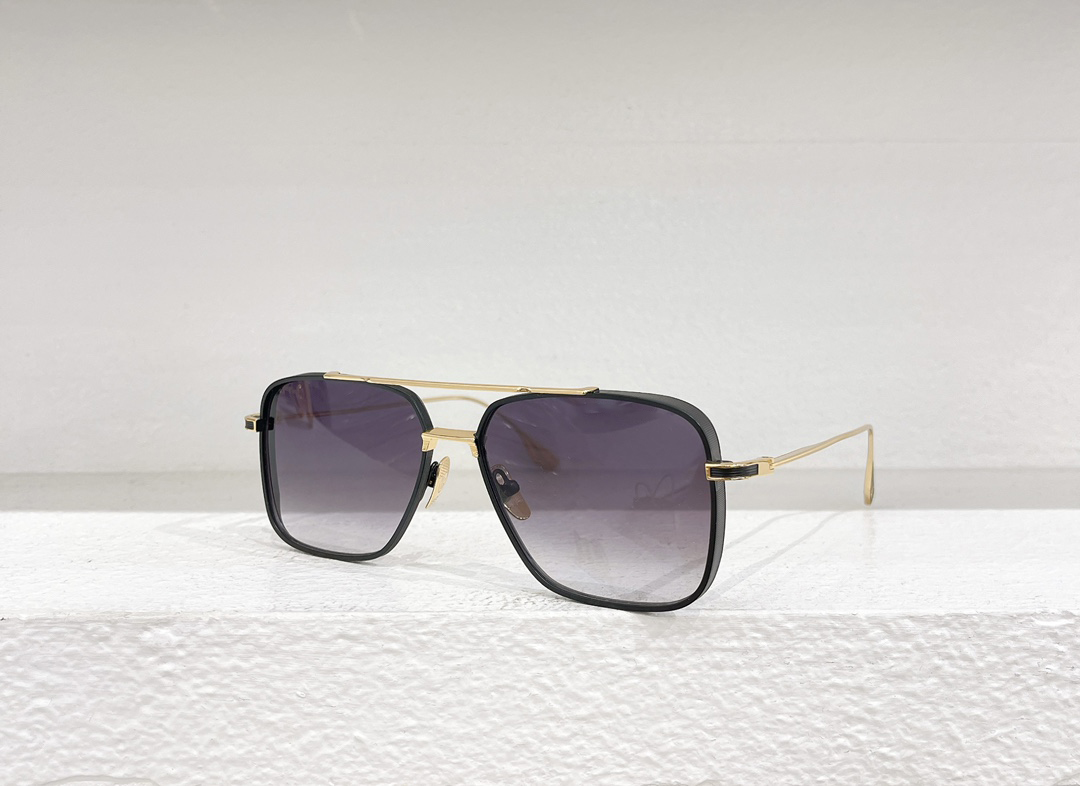 Gradient Purple (only sunglasses, not with a box)