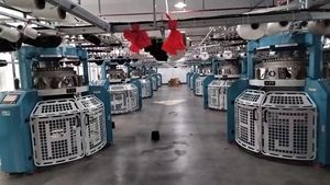 Máquina de Tejer Circular Inteligente de Doble Jersey, Precio Accesible con Dispositivo de Limpieza Automática - Product Image 6