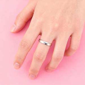 Anillo de Cosplay de Anime de 4 mm, Anillos de Promesa para Parejas, Joyería de Acero Inoxidable Liso con Circonita para Compromiso y Boda - Product Image 2