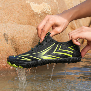 Chaussures d'eau en maille à séchage rapide avec semelle extérieure en caoutchouc unisexe pour l'été, la plage, la randonnée, le trekking, les sports de plein air, légères et à semelle souple - Product Image 2