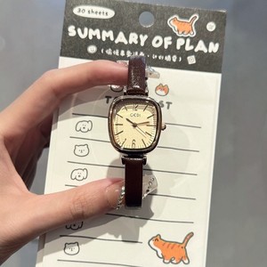Nouvelle montre pour femme minimaliste, fine, avec petit cadran ovale, étanche, à quartz, bracelet en cuir - Product Image 4
