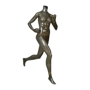 Repérez des modèles de sport complets de marques européennes et américaines présentant des mannequins pour la course à pied