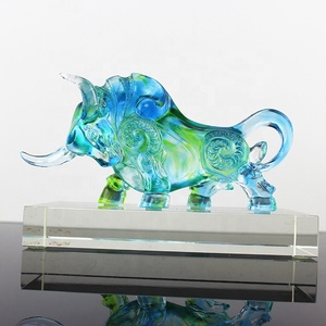 Venta al por mayor Animal de la escultura de colorido de vidrio de Color azul <span class=keywords><strong>Toro</strong></span> escultura para muebles para <span class=keywords><strong>el</strong></span> hogar - Product Image 5