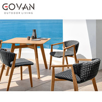 Chaise de salle à manger modulaire avec coussins résistants aux intempéries, structure anti-corrosion et finition anti-UV pour cour avec piscine à débordement