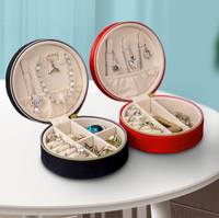 Boîte de rangement à bijoux portable de voyage, mini boîte organisatrice en cuir PU, petite boîte d'emballage en plastique pour bagues et boucles d'oreilles