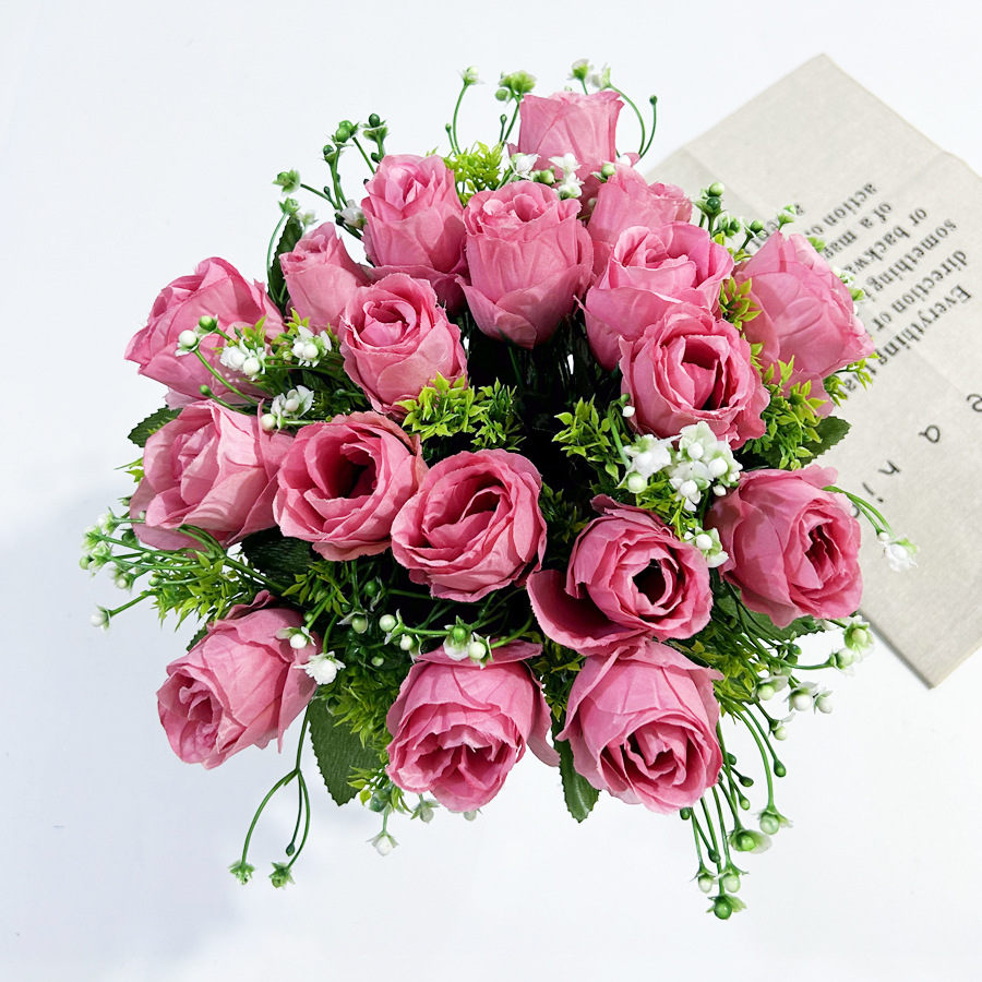 18 roses in a bouquet