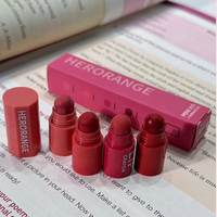 Herorange Crayon à lèvres mini bâtonnet 4 couleurs OEM personnalisé, mat, multifonctionnel 3-en-1 pour lèvres, joues et yeux, léger