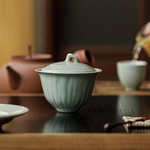 Guanlan Banana Moonlit Lotus Seed Pod Covered <b>Teacup</b> Ceramic Gaiwan Heat Resistant Tea Bowl For Afternoon Tea - Product Image 4
