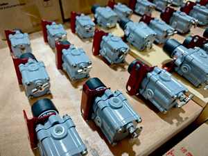 Vanne de régulation pneumatique en acier au carbone Masoneilan Dresser série 35002 Camflex II, positionneur SVI2, filtre à air régulateur 78-40, OEM - Product Image 5