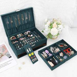 Стильный двухслойный органайзер для хранения украшений из зеленого, розового и черного вельвета с тиснением, для путешествий, ко Дню святого Валентина, современный, из ПУ, прямоугольный, для колец - Product Image 6