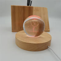 Mini Socle d'Affichage Cylindrique en Bois USB LED pour Lumière Laser 3D en Cristal avec Boîtier de Piles et Interrupteur, Blanc Chaud pour la Maison