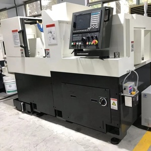 ماكينة خراطة صغيرة عالية الدقة من النوع السويسري المتحكم الرقمي بواسطة الحاسوب من SYNTEC ذات 5 محاور ومذراع مزدوج، ماكينة خراطة سويسرية مُتحكم الرقمي بواسطة الحاسوب بدقة عالية - Product Image 2