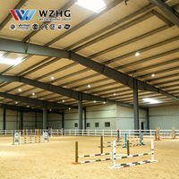Construction d'une arène équestre avec un intérieur spacieux et clair et un système structurel en acier préfabriqué haute résistance