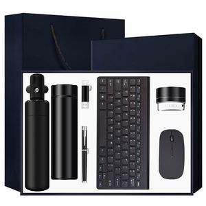 Nuevo Producto: Set de Regalo Empresarial con Bolígrafo, Batería Externa, Memoria USB de 32 GB, Teclado y Ratón - Product Image 2