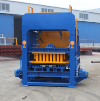 Machine automatique hydraulique de fabrication de blocs de béton QT4-15 avec changement rapide de moule pour blocs creux, pleins et pavés