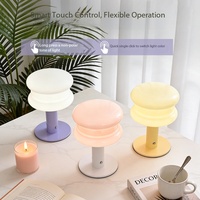 Lampe de table Hamburg avec accents en verre, lampe de table rechargeable pour la chambre à coucher, avec une esthétique moderne, décoration de chevet
