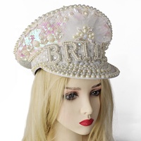 Chapeau de mariée élégant pour enterrement de vie de jeune fille avec lettres à paillettes scintillantes et strass, idéal pour les fêtes prénuptiales et les festivals de musique