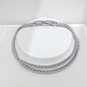ราคาโรงงาน สร้อยข้อมือเงินแท้ 925 ประดับเพชรซิคอน แบบโซ่เชื่อมต่อ ขายส่ง สร้อยข้อมือหรูหรา ดีไซน์เรียบง่าย สร้อยข้อมือเทนนิสสำหรับผู้หญิง สร้อยข้อมือหนา - Product Image 1