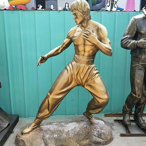 Maestro de Kung Fu personalizado para <span class=keywords><strong>Bruce</strong></span> <span class=keywords><strong>Lee</strong></span>, escultura de campeón de boxeo, artesanías de resina de fibra de vidrio - Product Image 6