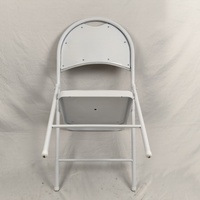 Portable Cuir Beige Rembourré Chaise Pliante En Gros Hôtel En Plein Air Événements De Mariage Cadre En Métal Chaises Pliables avec Poignée