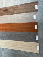 Revêtement de sol auto-adhésif en PVC durable et imperméable, 1,0 mm, 1,5 mm, 1,8 mm, 2 mm, 2,5 mm, 3 mm, résistant à l'usure, LVT, pour bureau, école