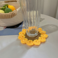 Sous-verre rond antidérapant en coton fait main au crochet, idéal pour les étagères de la salle d'artisanat, avec cadeau pour hôtesse