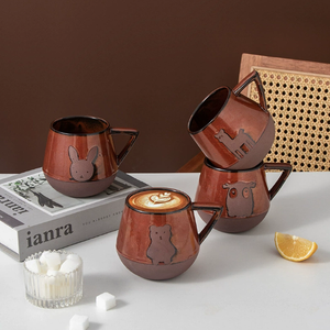 แก้วพอร์ซเลนลายการ์ตูนญี่ปุ่นวาดมืออย่างมืออาชีพ สีเคลือบใต้ผิวมันวาวสวยงาม ปลอดภัยสำหรับอาหาร ใช้กับเครื่องล้างจานได้ ปรับแต่งได้ - Product Image 1