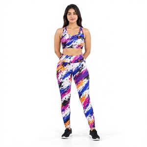 Ensemble de yoga pour femmes en gros, personnalisé par transfert thermique, respirant, avec soutien-gorge de sport et leggings assortis, pour fitness, gym, entraînement et course à pied - Product Image 1