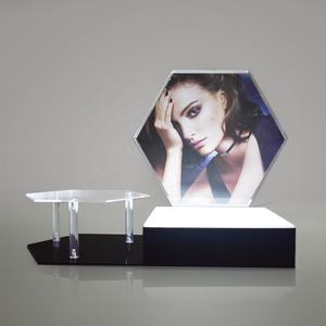 Présentoir acrylique moderne fait à la main debout <span class=keywords><strong>de</strong></span> plancher d'acier inoxydable pour des soins <span class=keywords><strong>de</strong></span> la peau d'ongle et l'affichage au détail cosmétique pour des vêtements - Product Image 5