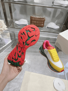 Alexander Fashionable and trendy men's and women's lightweight transparent sole Mc orange scorpion tail sports shoes Queen - Product Image 6