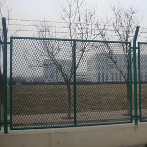 Anti-escalade Rasoir soudé Treillis métallique Pointes <span class=keywords><strong>lame</strong></span> de rasoir Fil de fer barbelé Prison Clôture de sécurité - Product Image 1