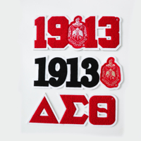 Patch brodé personnalisé en chenille avec lettres, motif cœur et fleur, écologique, en promotion, de la boutique Sorority Shop, avec 30 ans d'expérience