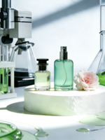 Flacon en verre transparent haut de gamme vide avec pompe pulvérisatrice, emballage cosmétique transparent rechargeable pour parfum, soin de la peau, sérum