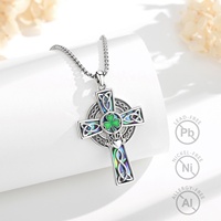 Colgante de Cruz Celta Oxidada con Baño de Plata Grueso, Trébol Verde Esmaltado, Collar de Fe Irlandesa con Malaquita, Concha de Abulón y Obsidiana