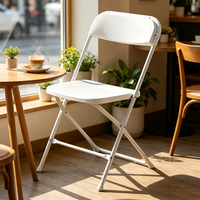 Chaise pliante minimaliste blanche, directement de l'usine, facile à ranger, pour dortoir universitaire, mobilier assorti