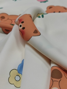 Tela de seda Latina 120gsm transpirable resistente a las arrugas impreso Tejido ligero Vietnam Pijama uso para ropa-ropa de dormir - Product Image 4