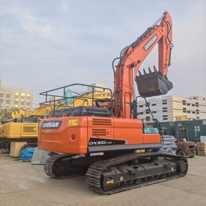 รถขุดตีนตะขาบ Doosan DX300LC มือสอง ขนาดกลาง 30 ตัน สภาพดีจากญี่ปุ่น ชั่วโมงการทำงานต่ำ เครื่องยนต์สมบูรณ์ - Product Image 3