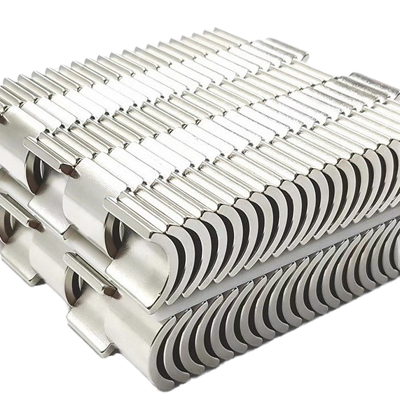 High-Temperature Strong Magnet Permanent Motor and Magnetic Tile