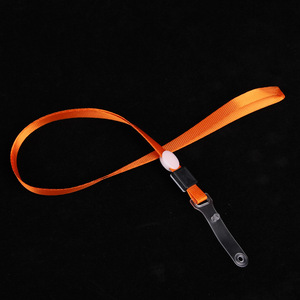 Cordón de Poliéster 1.0 para Tarjetas de Identificación de Estudiantes, Empleados y Eventos - Product Image 1