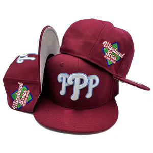 Casquettes de sport ajustées de baseball 6 panneaux en coton brodé 3D unisexe avec logo OEM personnalisé en gros - Product Image 1