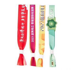 Pulseras Deportivas Ecológicas Resistentes al Agua para Festivales, Suministro de Fábrica, Varios Colores (Negro Morado), Pulseras de Tela de Poliéster/RPET - Product Image 6