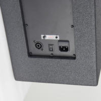 Système de sonorisation colonne 3 voies amplifié avec DSP et Bluetooth 5.0 pour fêtes en extérieur et spectacles de rue