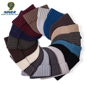 Winter Anti Cold Knitted Hat Customized Solid Color Thick Woolen Hat for Warmth and Versatility, Ski Printed logo