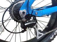Vélo électrique tout-terrain à suspension intégrale 26"x4.0, moteur central Truckrun 1000W, batterie 48V 17.4Ah, freins à disque hydrauliques, écran LCD couleur, 8 vitesses, personnalisable