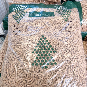 Nouvelles granulés de bois premium 6 mm EN Plus A1 en sacs de 15 kg – Granulés de bois, produits chimiques, produits chimiques énergétiques - Product Image 1