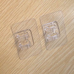 Clips para Cables Autoadhesivos de Acrílico Transparente para Montaje en Pared, Organización de Cables, Almacenamiento en Dormitorio - Product Image 1