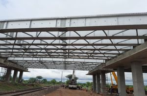 Pont en treillis métallique composite bois-acier pour sentiers côtiers et montagnards - Product Image 6