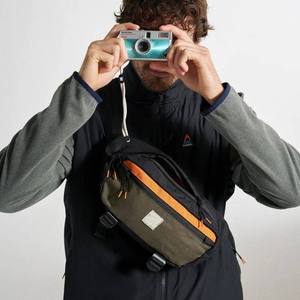 Riñonera Deportiva de Poliéster Reciclado de Fábrica BSCI, Riñonera de Hidratación, Riñonera de Pecho, Riñonera Impermeable para Senderismo - Product Image 5